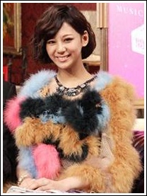 西内まりやさん