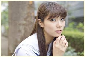 新川優愛の画像