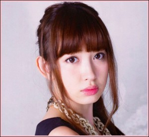 小嶋陽菜さん
