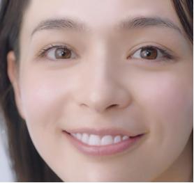 加藤ローサさん